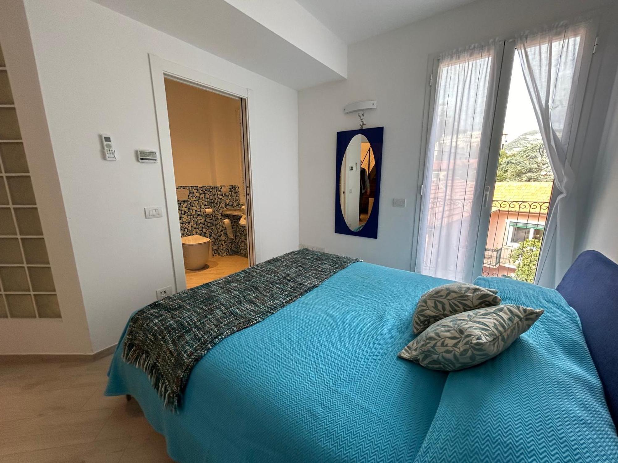 Porro15 Apartment Finale Ligure Luaran gambar