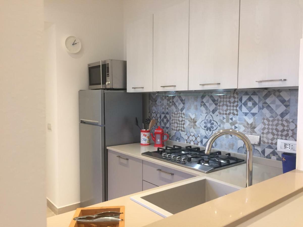 Porro15 Apartment Finale Ligure Luaran gambar