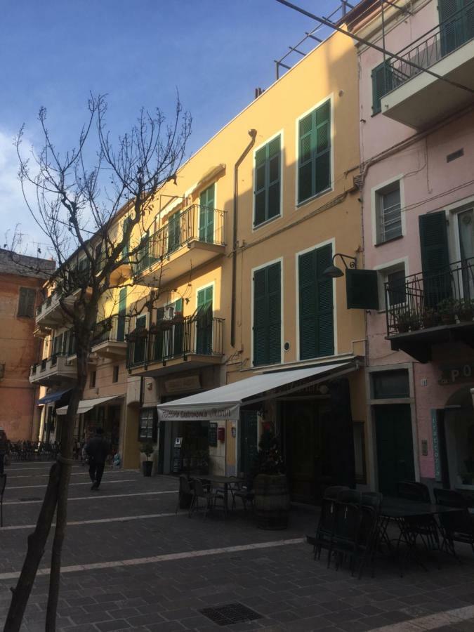 Porro15 Apartment Finale Ligure Luaran gambar