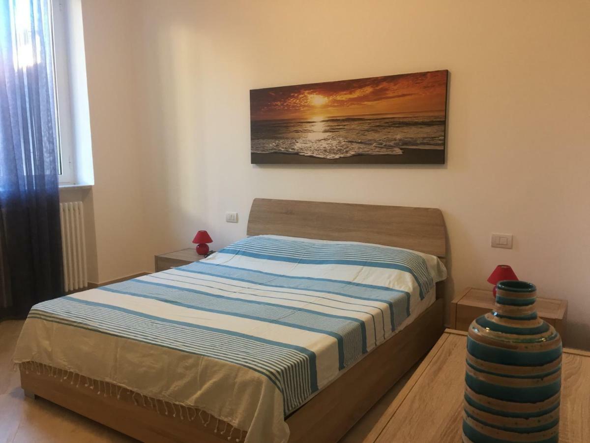 Porro15 Apartment Finale Ligure Luaran gambar