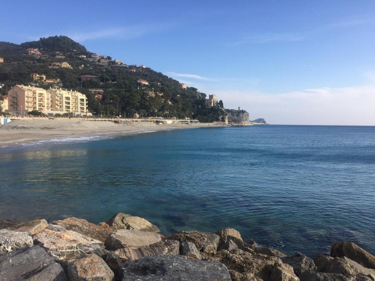 Porro15 Apartment Finale Ligure Luaran gambar